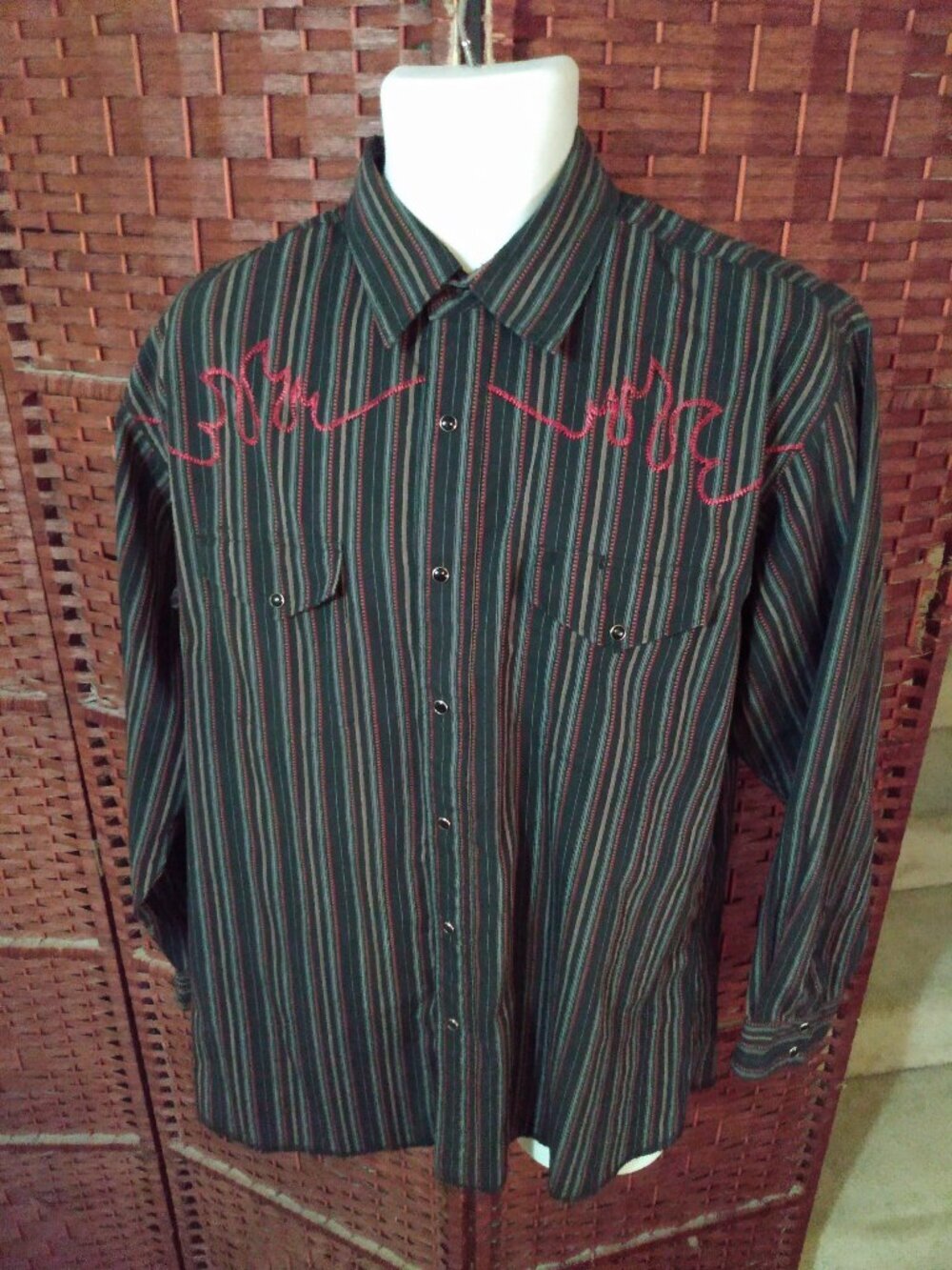 Vintage Wrangler Western Shirt Cowboy Black Pearl Snap Large Embroidered